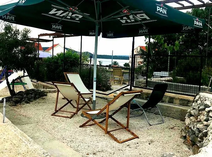 Σπίτι διακοπών Listesi 1 *
