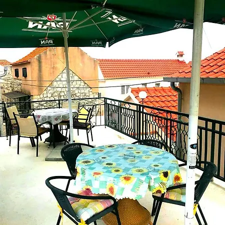 Holiday Listesi 1 Holiday home *